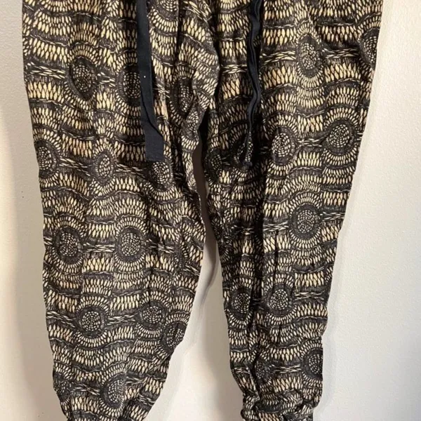 Free People size 8‎ stretchy brown and black pants - Image 3