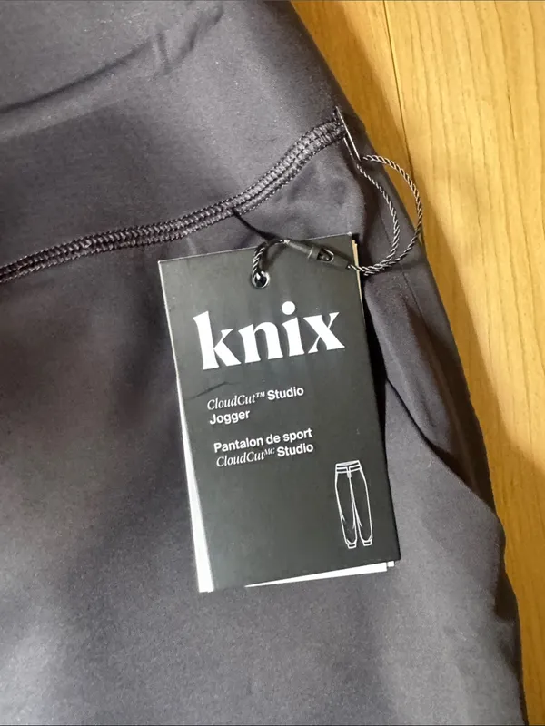 knix Cloudcut Studio Jogger Black - Image 2