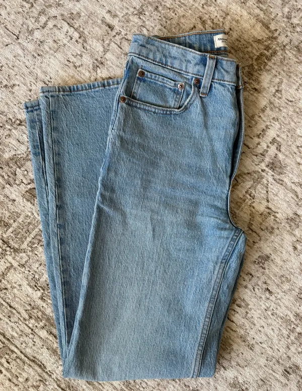Abercrombie High-Rise 90s Relaxed Jeans - Image 7