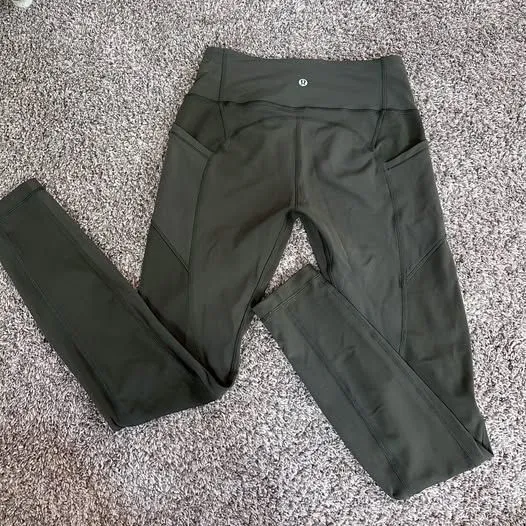 Lululemon All the Right Places Leggings Size 6 - Image 3