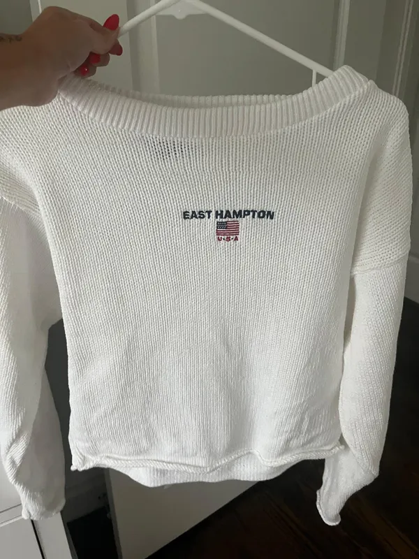 East Hampton Cropped Knit Sweater - Image 2