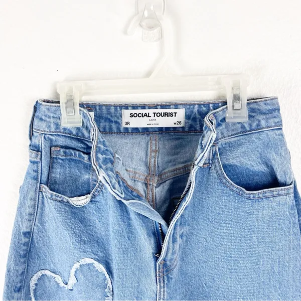 SOCIAL TOURIST Blue Ultra High Rise Baggy Hearts Patches Wide Leg Jeans 26 Boho - Image 6