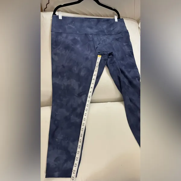 Lululemon Wunder Train High Rise 25” tights Diamond Dye Shade Naval Blue size 18 - Image 9