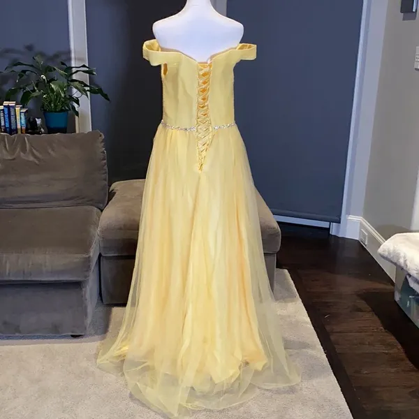 Women’s Yellow Full length Party Prom Dress Size 12 NWOT - Image 4
