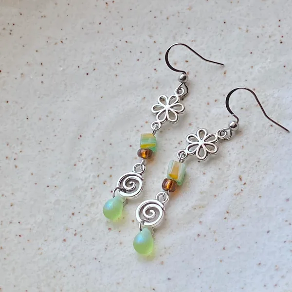 Handmade quality glass beads & flower fairy boho cottage whimsical dangle earrings 💐🍃 - Image 4