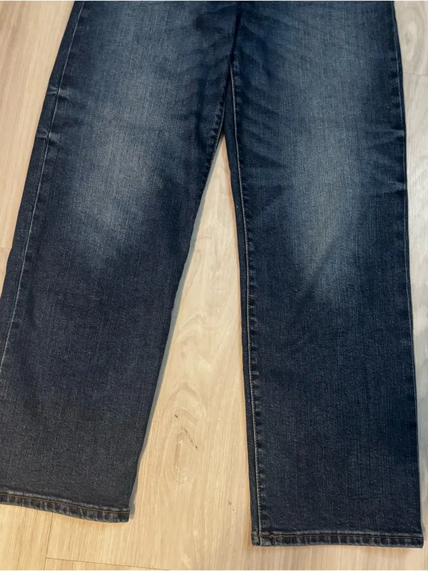 Levi’s Ribcage Straight Ankle Women's dark wash blue Jeans button fly size 27 - Image 4