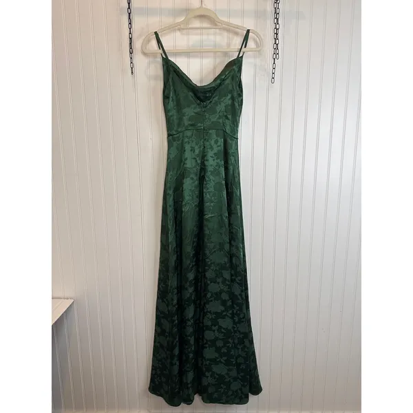 NWT Lulus Simply Dreamy Emerald Green Satin Floral Jacquard Maxi Dress Sz XS - Image 4