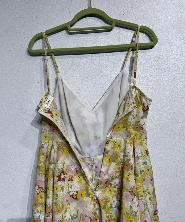 Storia Yellow Floral Tiered Romper Sz M - Image 8