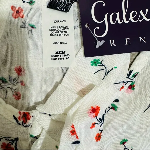 Emma Women White Floral‎ Sleeveless Blouse Size Large - Image 7