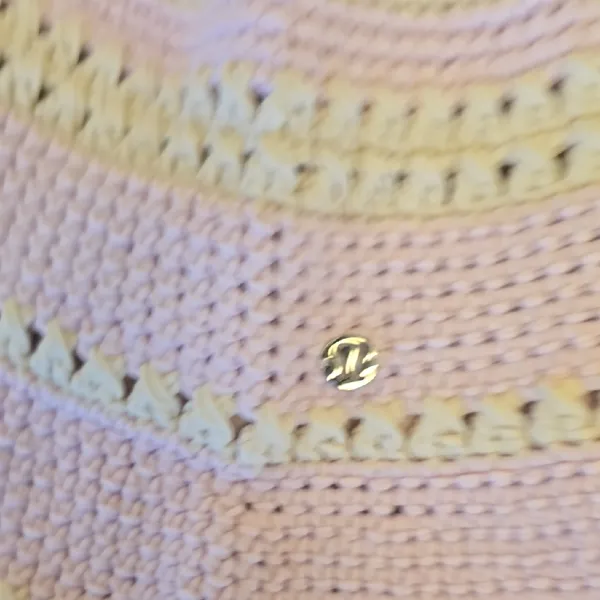 Lululemon Athletica Pink and White Crochet Hat - Image 4