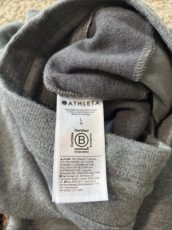 Athleta Balance Flare Pants size large - Image 4