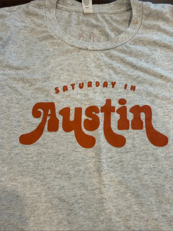 Charlie Southern Heather Gray Tee with Orange 'Austin' Graphic Small - C27-100 - Image 5