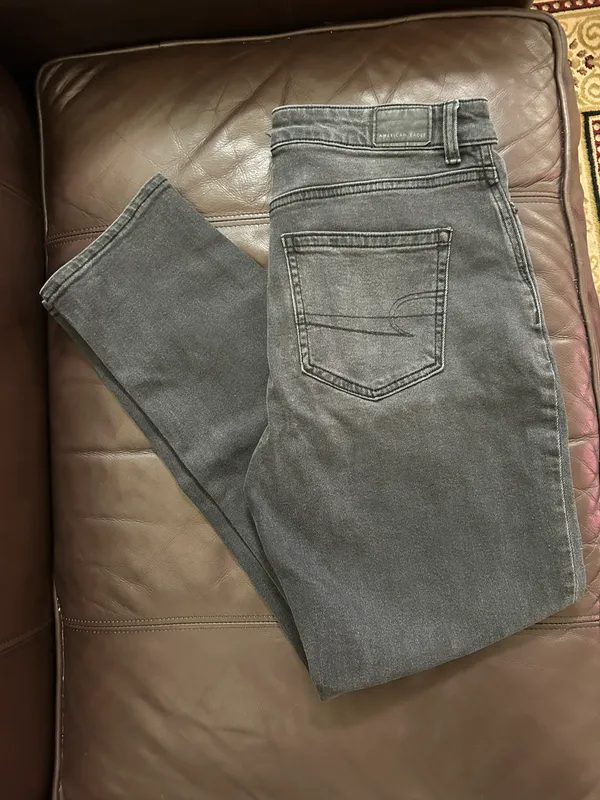 American Eagle Dark Wash Mom Jeans - Image 3