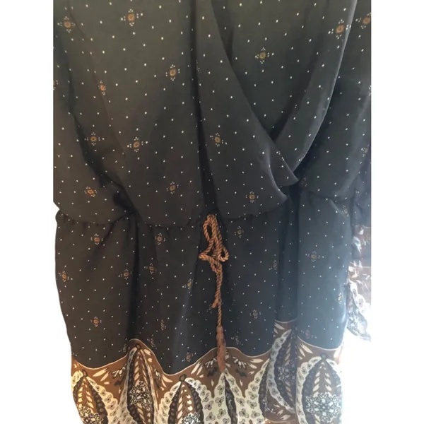 Bohemian Long Sleeved Semi Sheer Lined Romper Size XL Black and Brown - Image 5