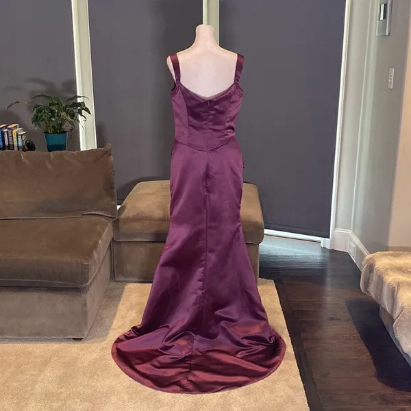 Women’s Purple Mermaid Full Length Formal Dress Small Train Leg Slit Size M NWT - Image 6