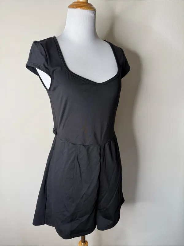Halara Black Airy U-Neck Cap Sleeve Easy Peezy Romper NWT M - Image 3