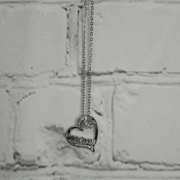 New silver toned Mom heart‎ necklace - Image 4