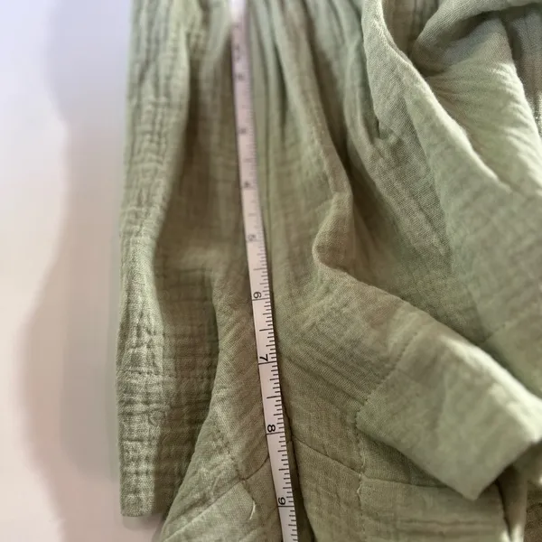 Entro Cotton Smocked Shorts Size Medium 100% Cotton Pistachio - Image 7