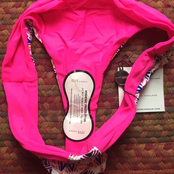 Nwt Hot Pink Geometric Bikini Set Cheeky Two Piece - Image 4