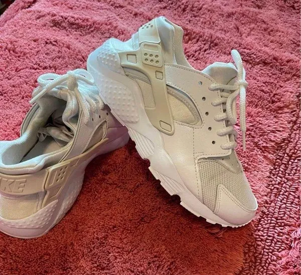 Nike Air Huarache - Image 5