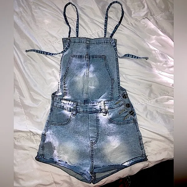 Size xs Light-wash Jean Style Romper Outfit - Image 5