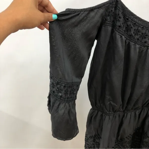 American Eagle Outfitters Off shoulder romper eyelet charcoal womens size medium - Image 3
