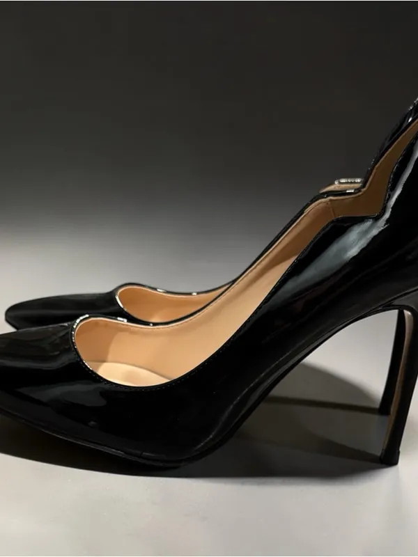 Coleter Black Patent Pointed Toe Pumps Size 8 - Image 2