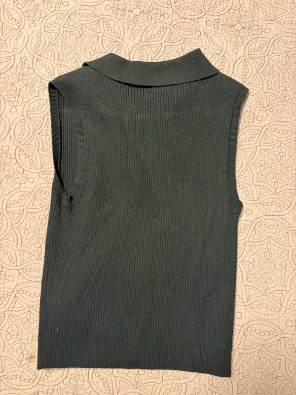 Old Navy Top - Image 2