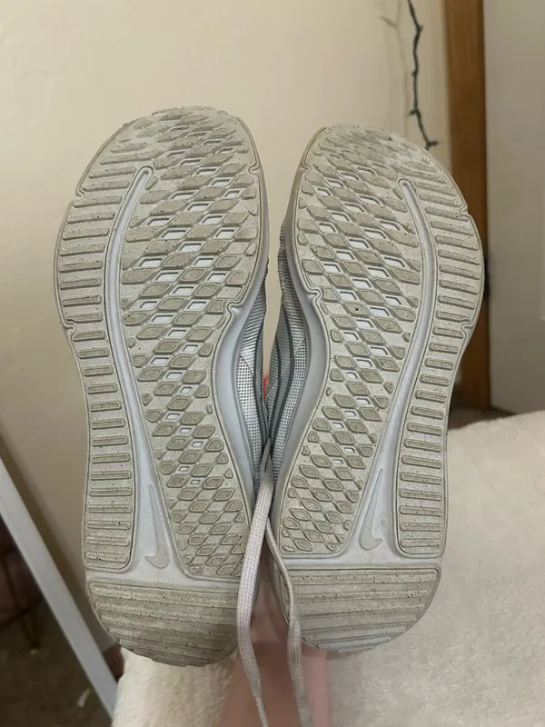 Nike Running Shoes - Image 4