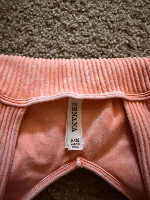 Coral/pink crop top - Image 3