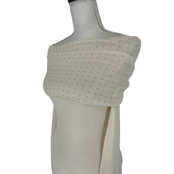 Le Superbe Aura Embellished Off-The-Shoulder‎ Sweater in Snow - Image 11