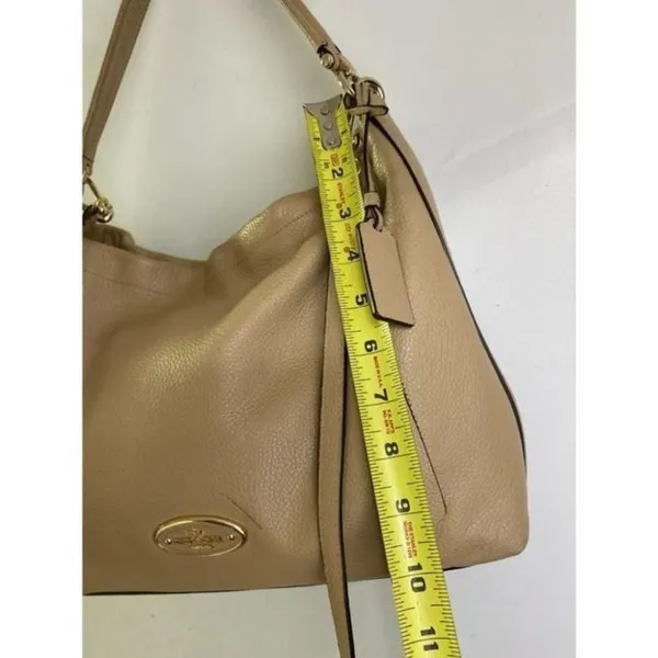 coach medium w adjustable strap tan leather cross - Image 3