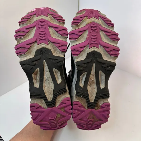 New Balance Womens size 8 412 Trail Running Shoes Sneakers Gray Purple - Image 6