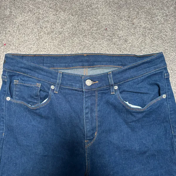 Levi’s Blue Wash Straight Leg Denim Jeans - Image 3