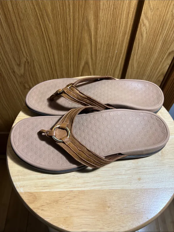 Vionic Tan Ring-Accent Thong Sandals - Image 2