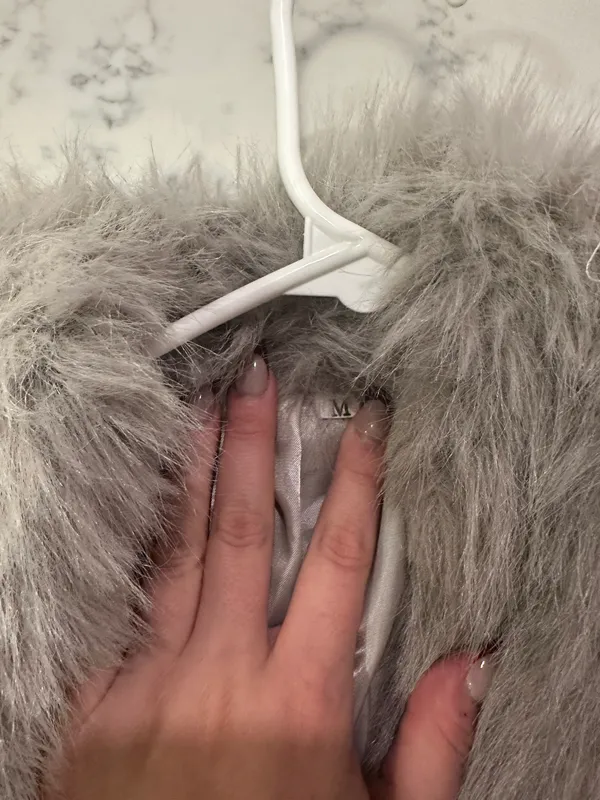 Fur Coat Size M - Image 4