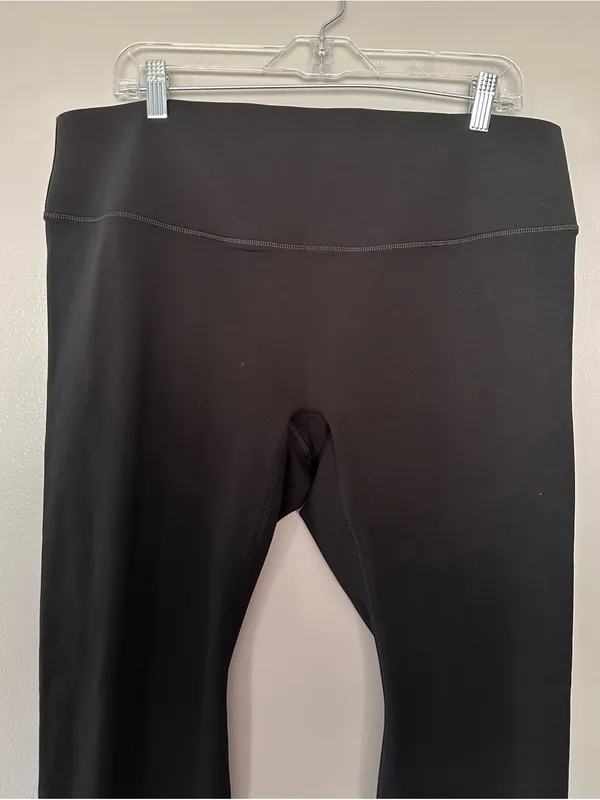 Fabletics PureLuxe Black High Waisted Leggings 3X Short - Image 2