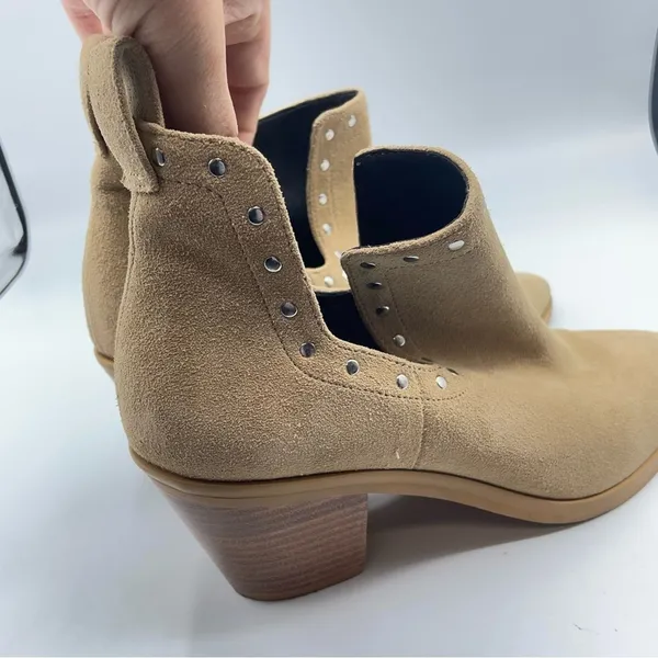 Rebecca Minkoff Tan Suede Leather Studded D’orsay Ankle Boots Womens 6 Booties - Image 9
