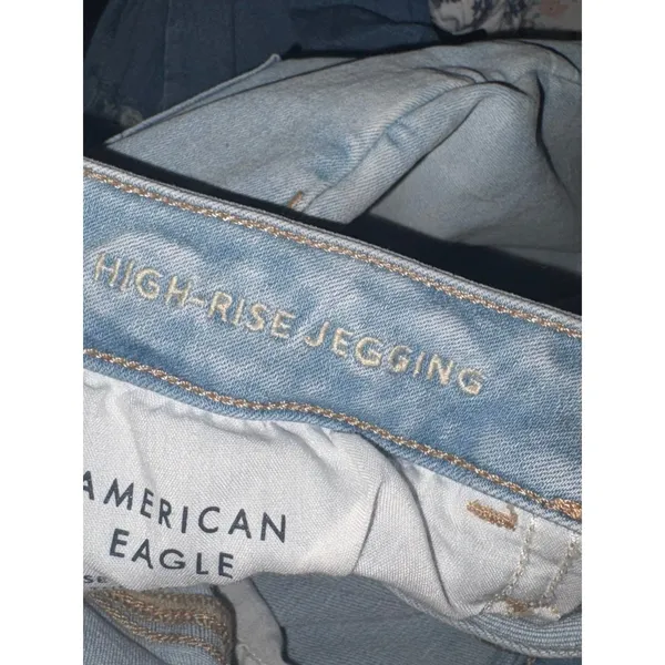 American Eagle High Rise Jegging Size 10S - Image 2