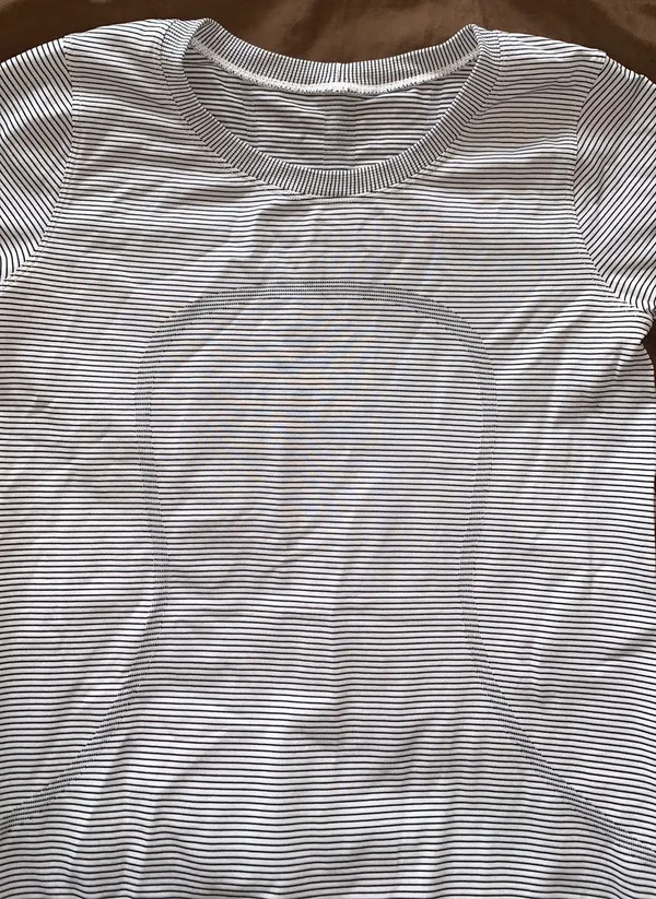 Swiftly Relaxed Short Sleeve - Image 2