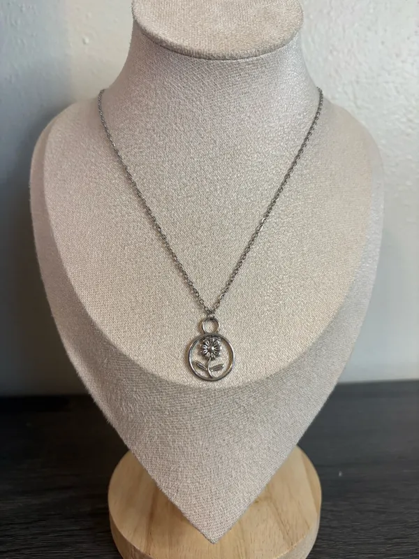 Handmade Silver Flower Necklace - Image 2