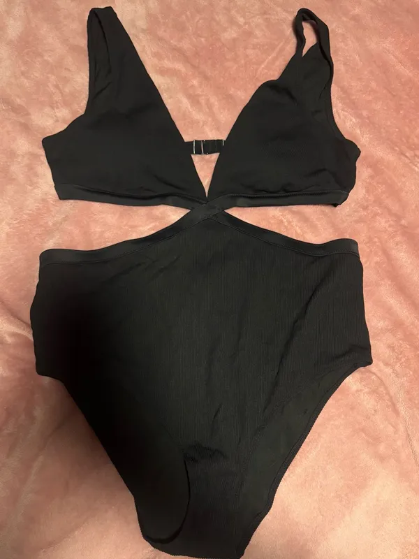 Aerie swim set - Image 4