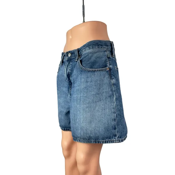 Uniqlo Women's Blue High Rise Bermuda Mom Boyfriend Denim Jean Shorts Size 29 - Image 2