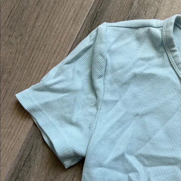 H&M Soft Blue Short Sleeve Tee - Image 3