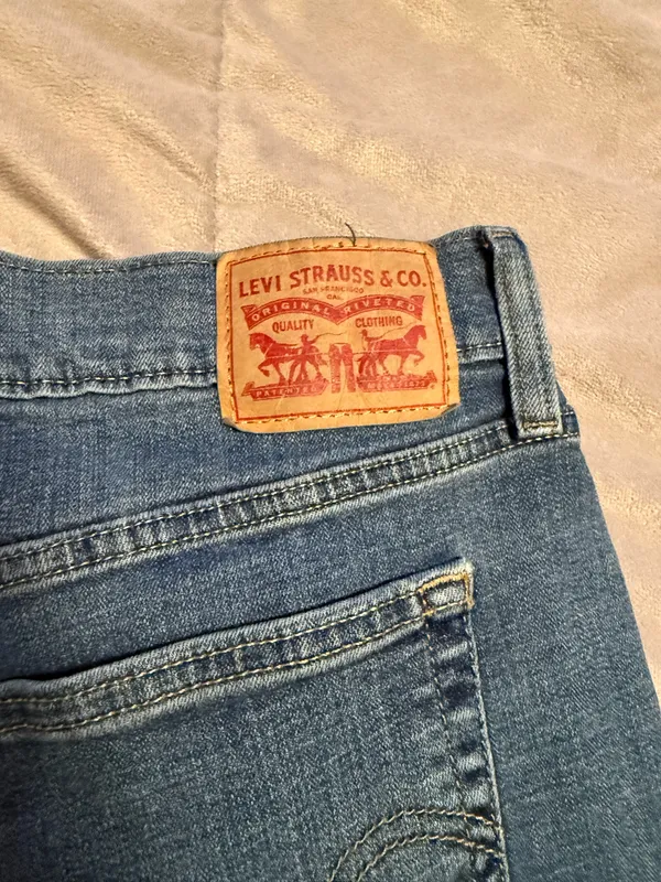 Levi’s Women’s Denim Blue Jeans - Image 7