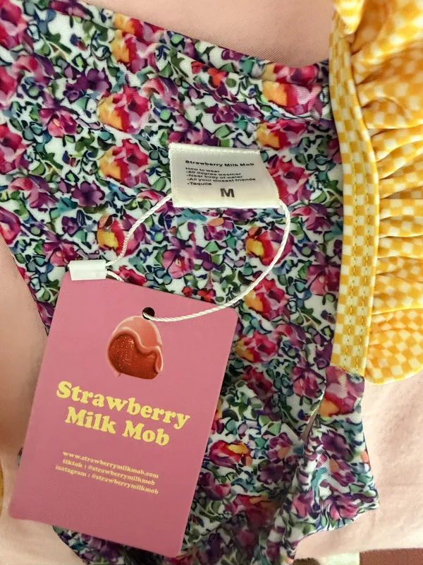 Only Strawberry Milk Mob Swim Top & Bottom Small - Image 2