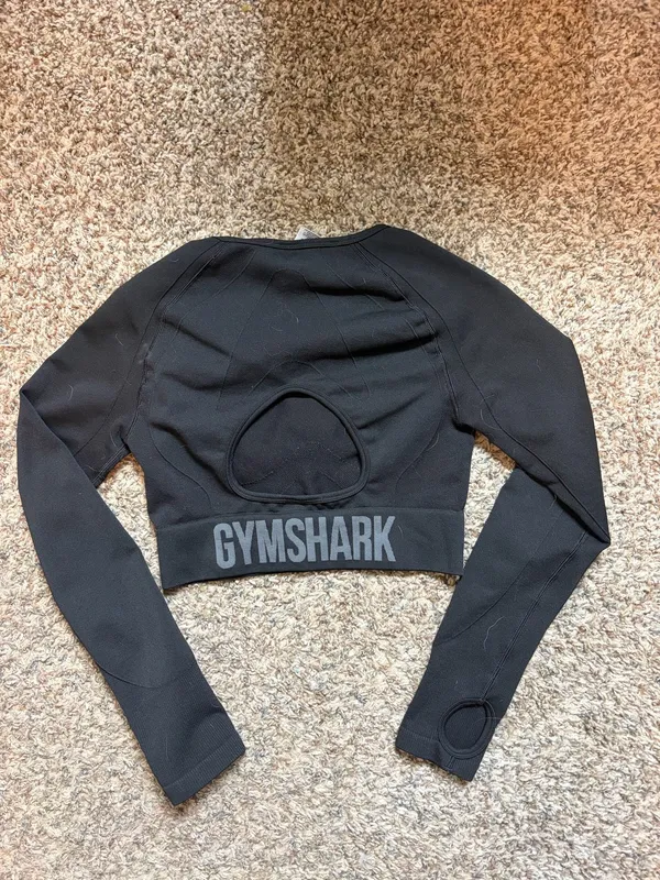 Gymshark Long Sleeve Top Cropped - Image 3