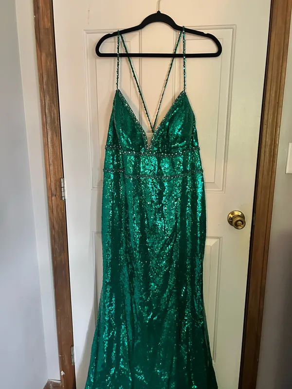 JJ's House Formal Dress green - Image 2