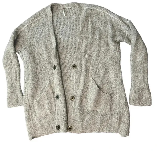 ✨ Free People Boucle Slouch Cardigan‎ Oatmeal Cozy Button Front Sweater M ✨ - Image 2
