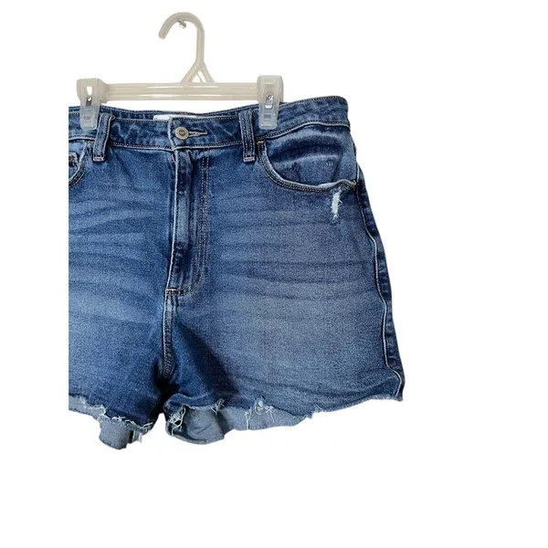 Hollister Curvy Ultra High Rise 3 inch Mom Shorts Size 31‎ - Image 2